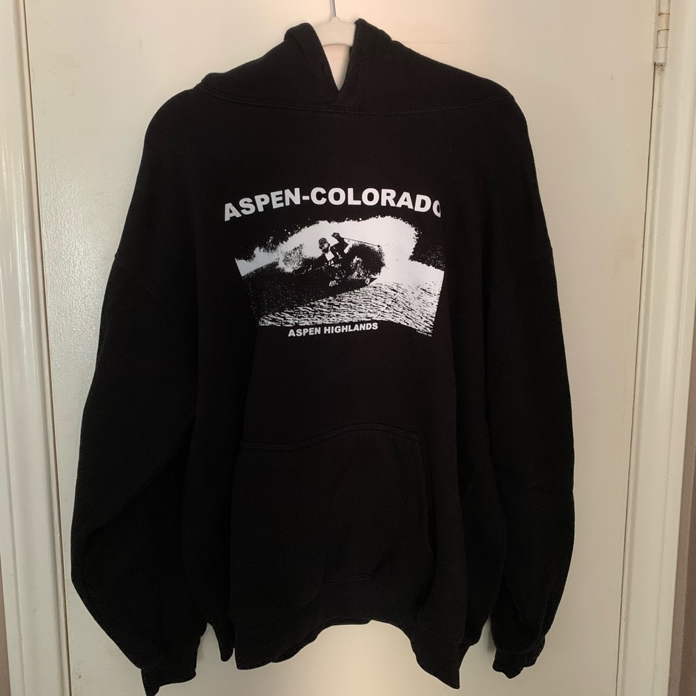 Brandy Melville Black Aspen-Colorado Sweater